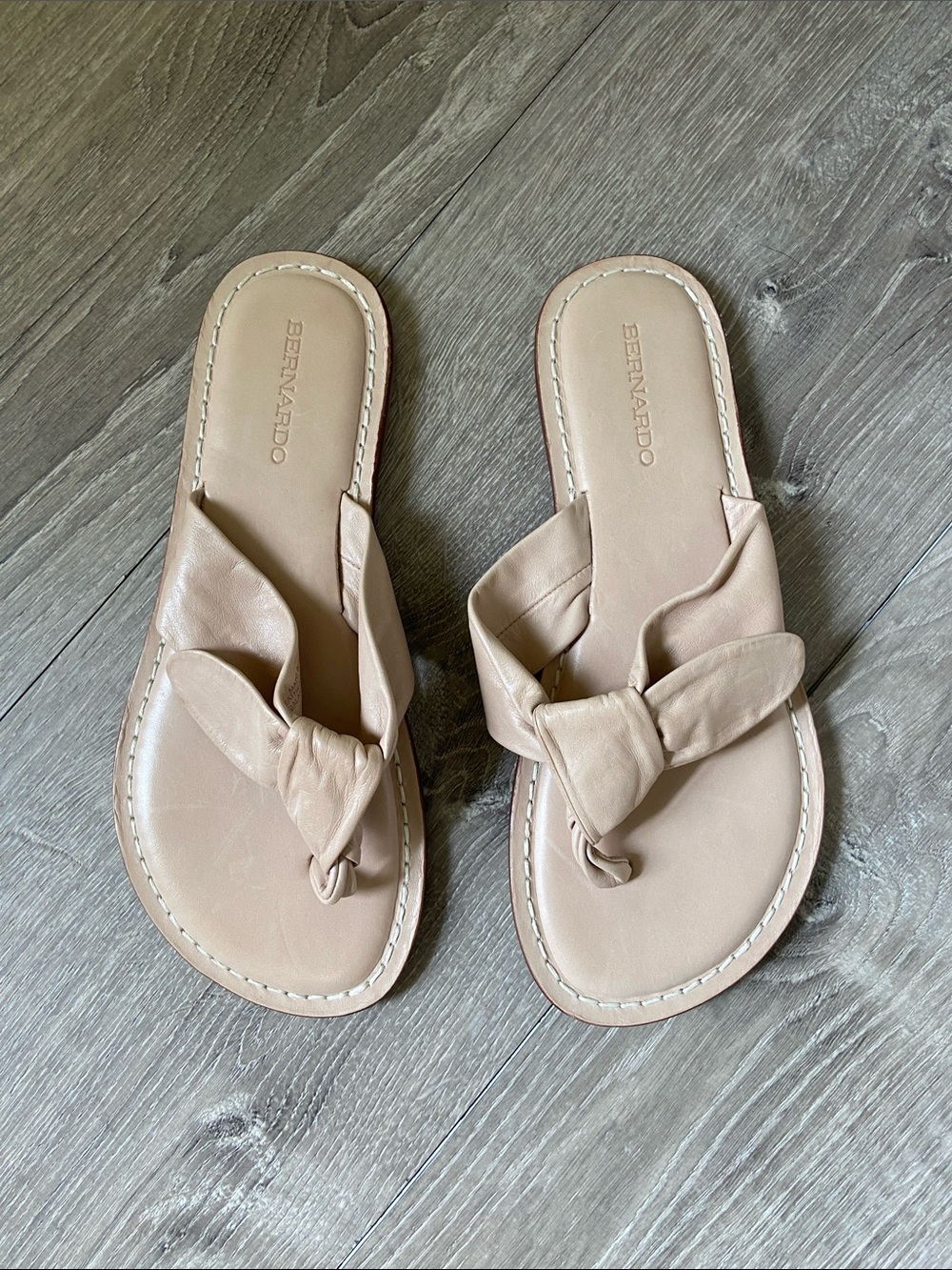 Bernardo Nude Knot Toe Leather Slide Sandals